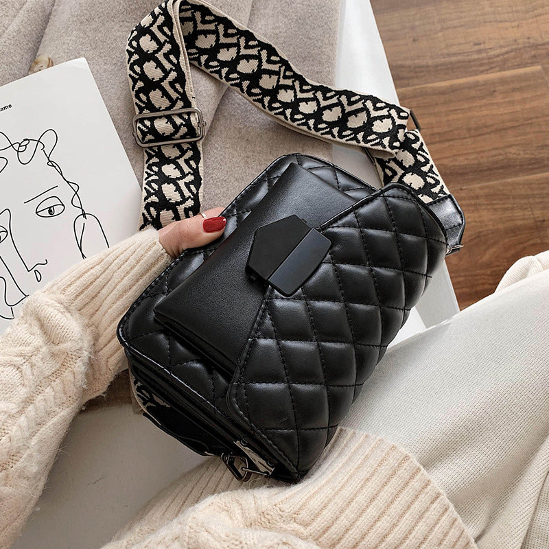 Anti-theft travel shoulder bag | Isabelle main image 1