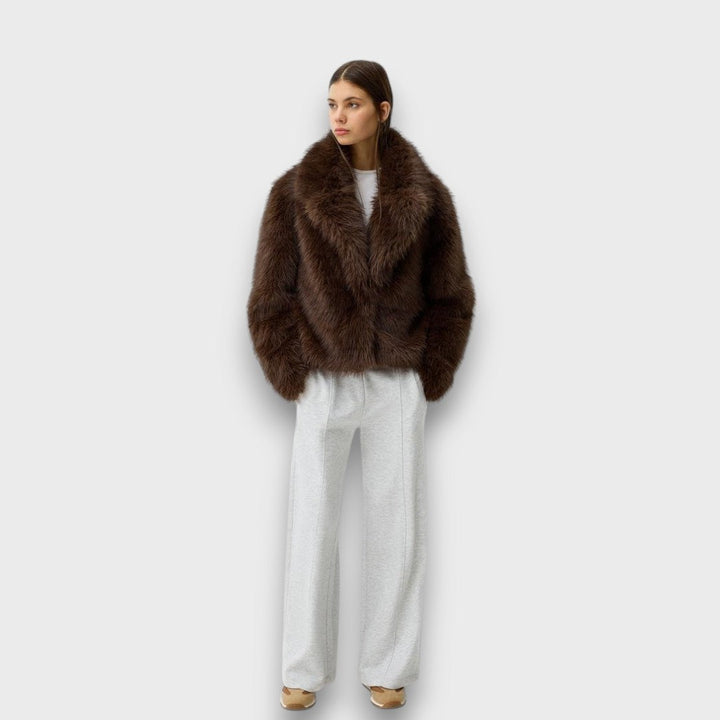Renelle | Short Faux Fur Jacket with Oversized Collar