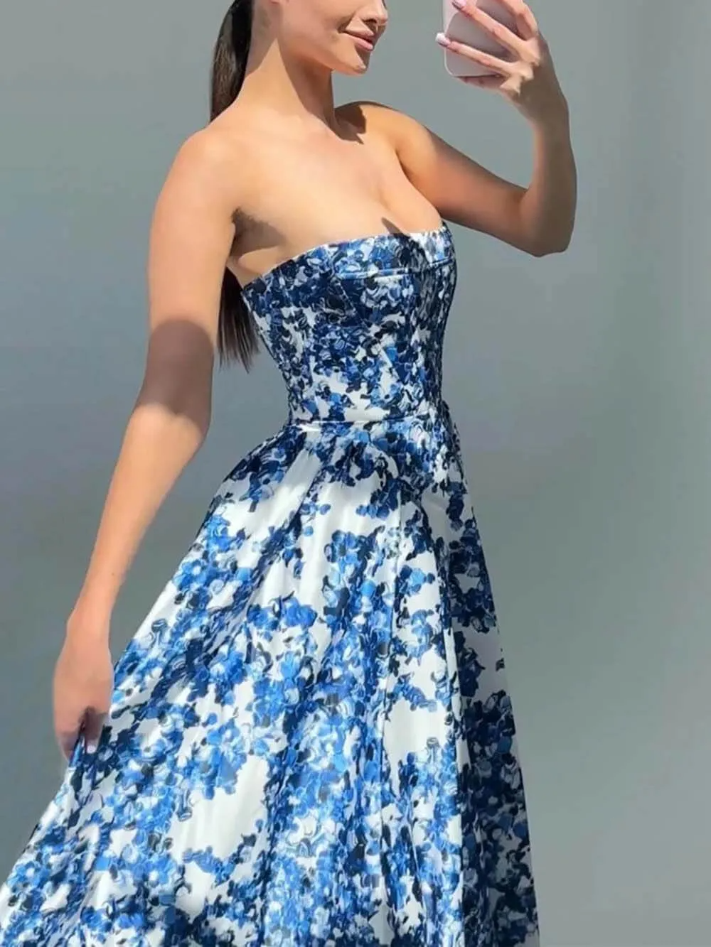 Leonora | Exquisite Floral Gown