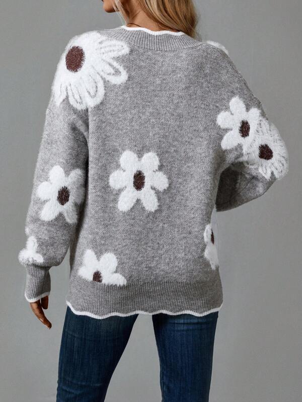 Ellen | V-neck cashmere knit with flowers