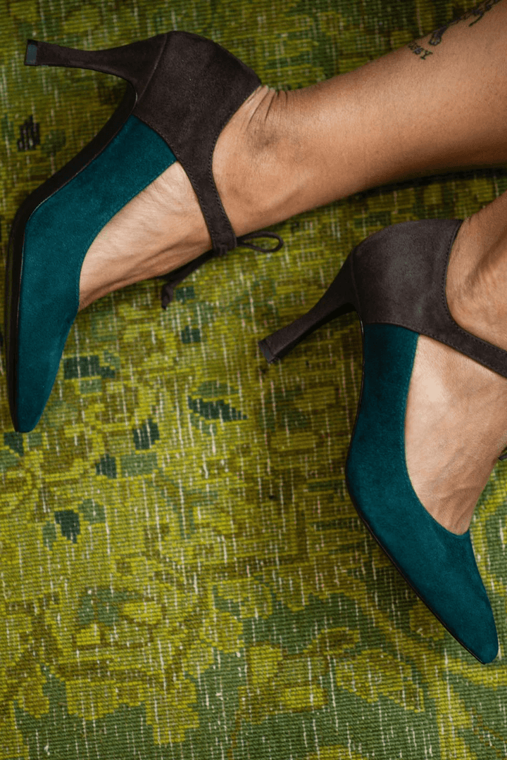 Selvyn | Elegant Ankle-Tie Heels