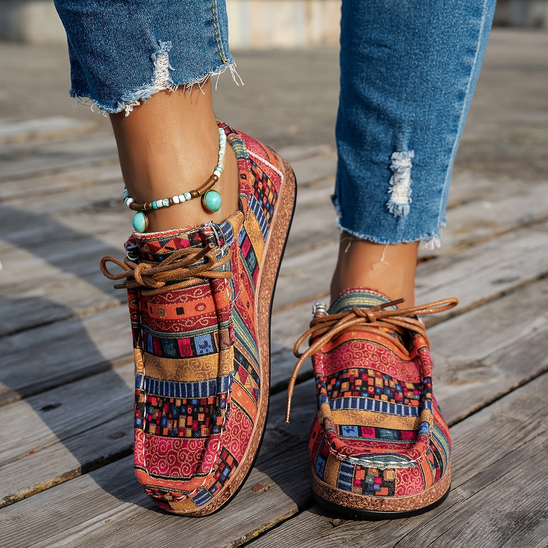Assiya | Retro Loafers