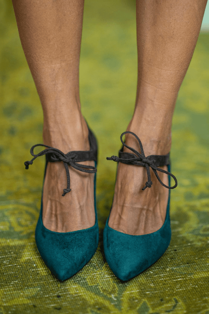 Selvyn | Elegant Ankle-Tie Heels