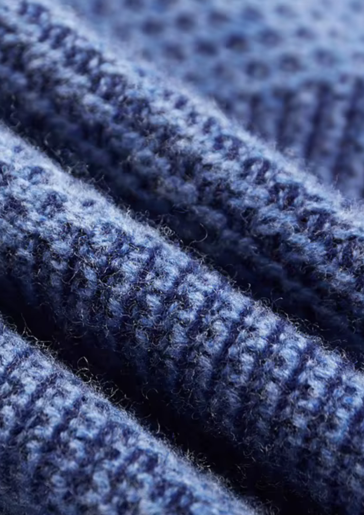 Merino Wool Refined Two-Tone Pattern Mockneck