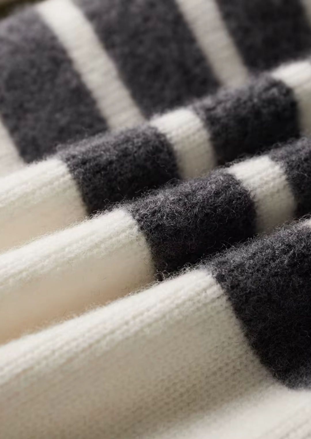 Luxury Extra-Fine Merino Wool Set