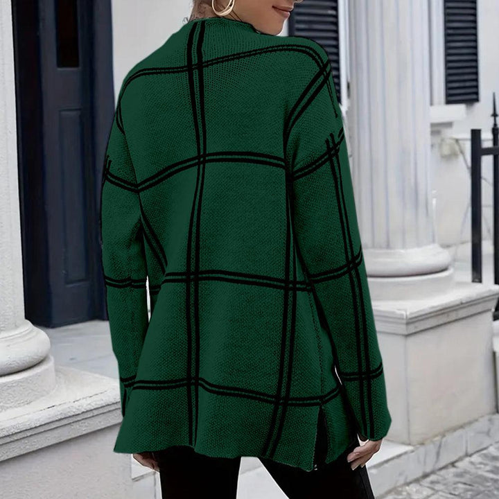 Hilary | Elegant Knitted Sweater with Checkered Pattern