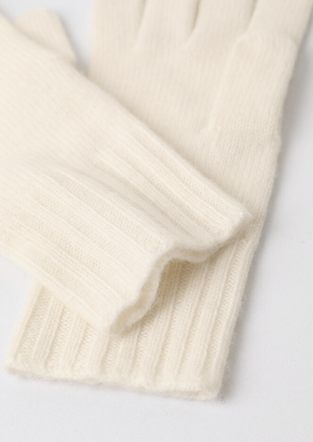 Ivory Pure Merino Wool Extra-Fine Wintertime Essentials