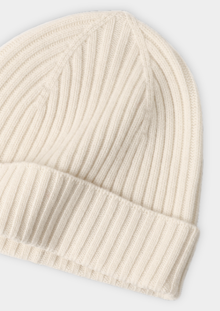 Ivory Pure Merino Wool Extra-Fine Wintertime Essentials