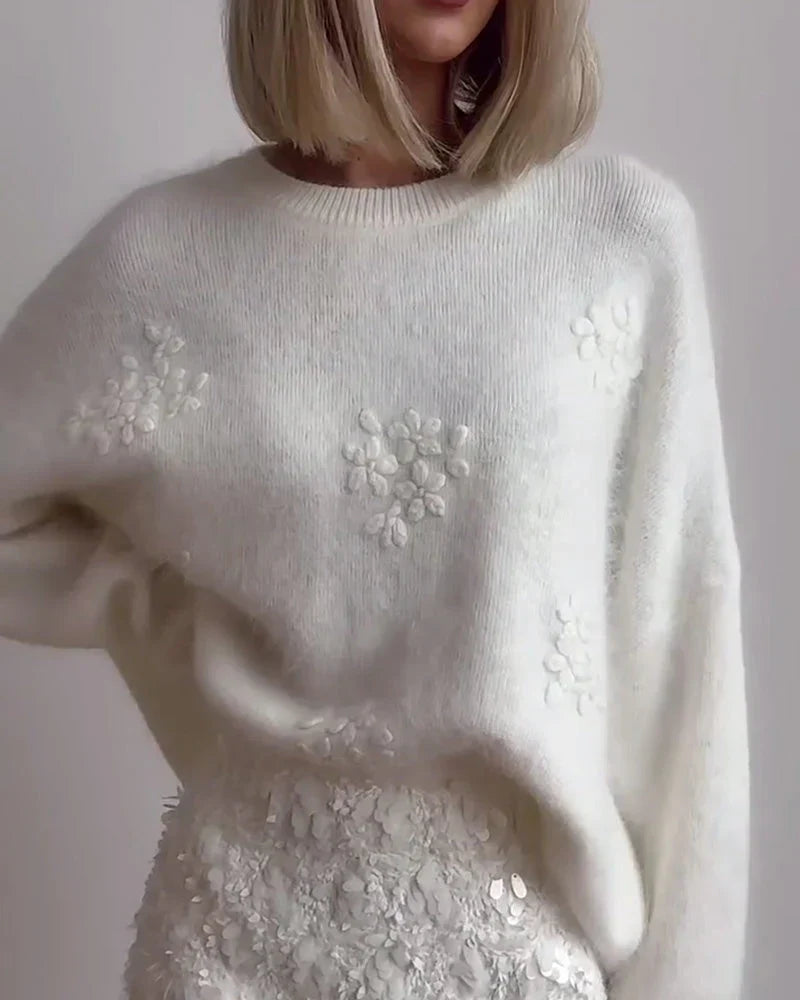 Isalda | Elegant Pullover Top