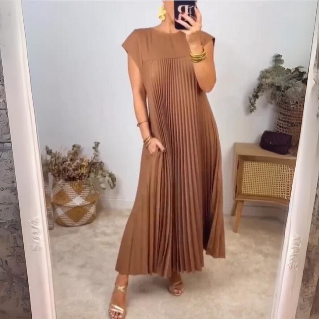 Kayla | Light and fresh pleated dress