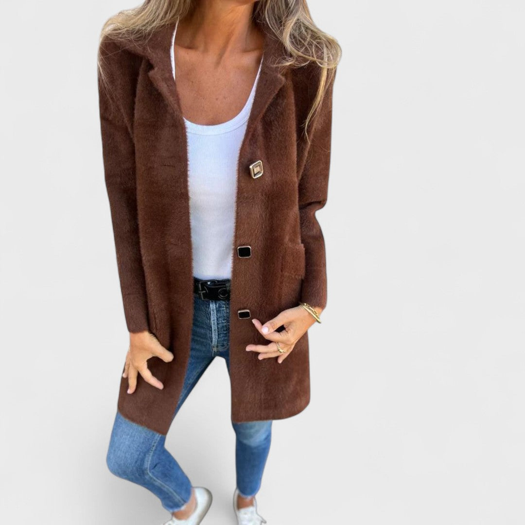 Nerise | Elegant and Durable Coat