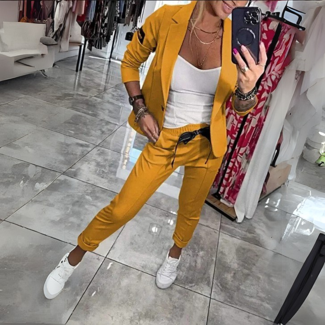 Kelly | Blazer and Trousers Set