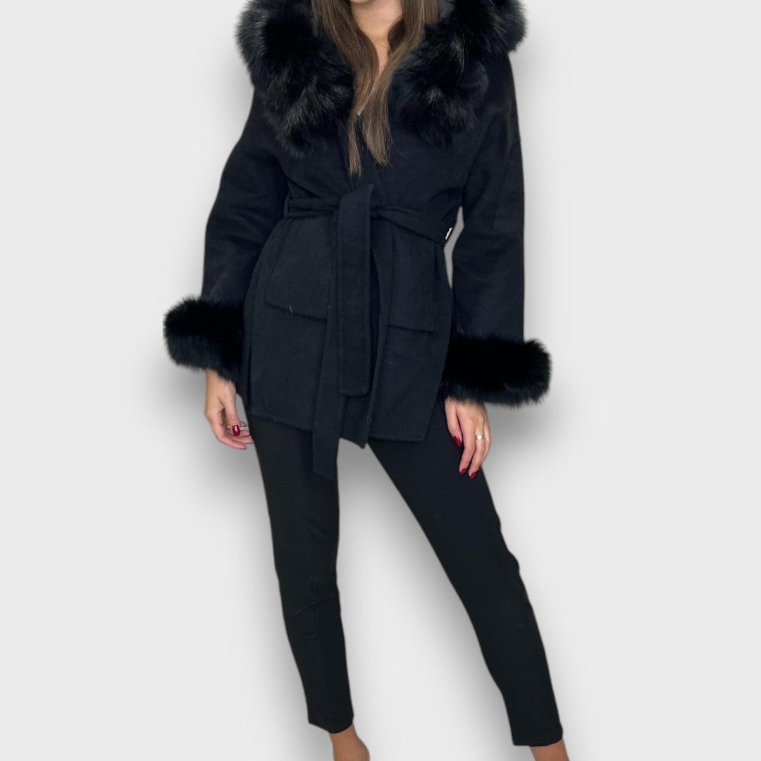 Lorena | Cashmere Coat with Hood and Fur Details