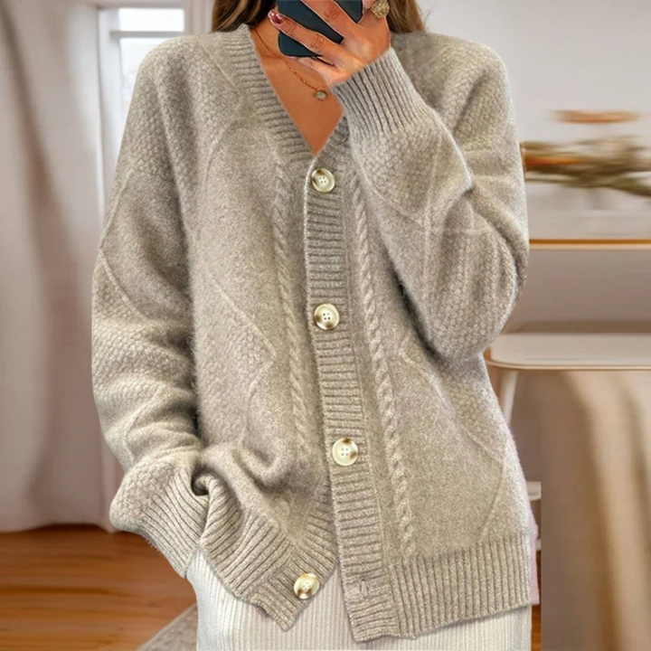 Annetta | Cozy Cable Cardigan