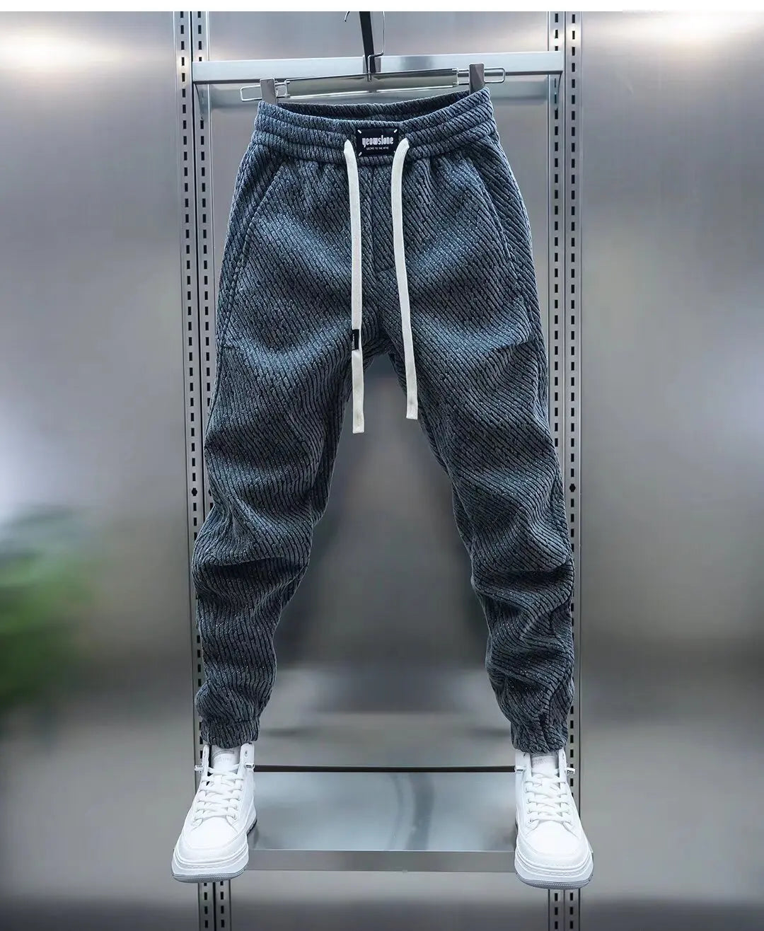Alwyn | Casual Pants with Pattern