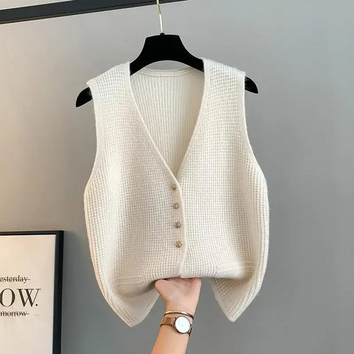 Susy | The Everly Vest