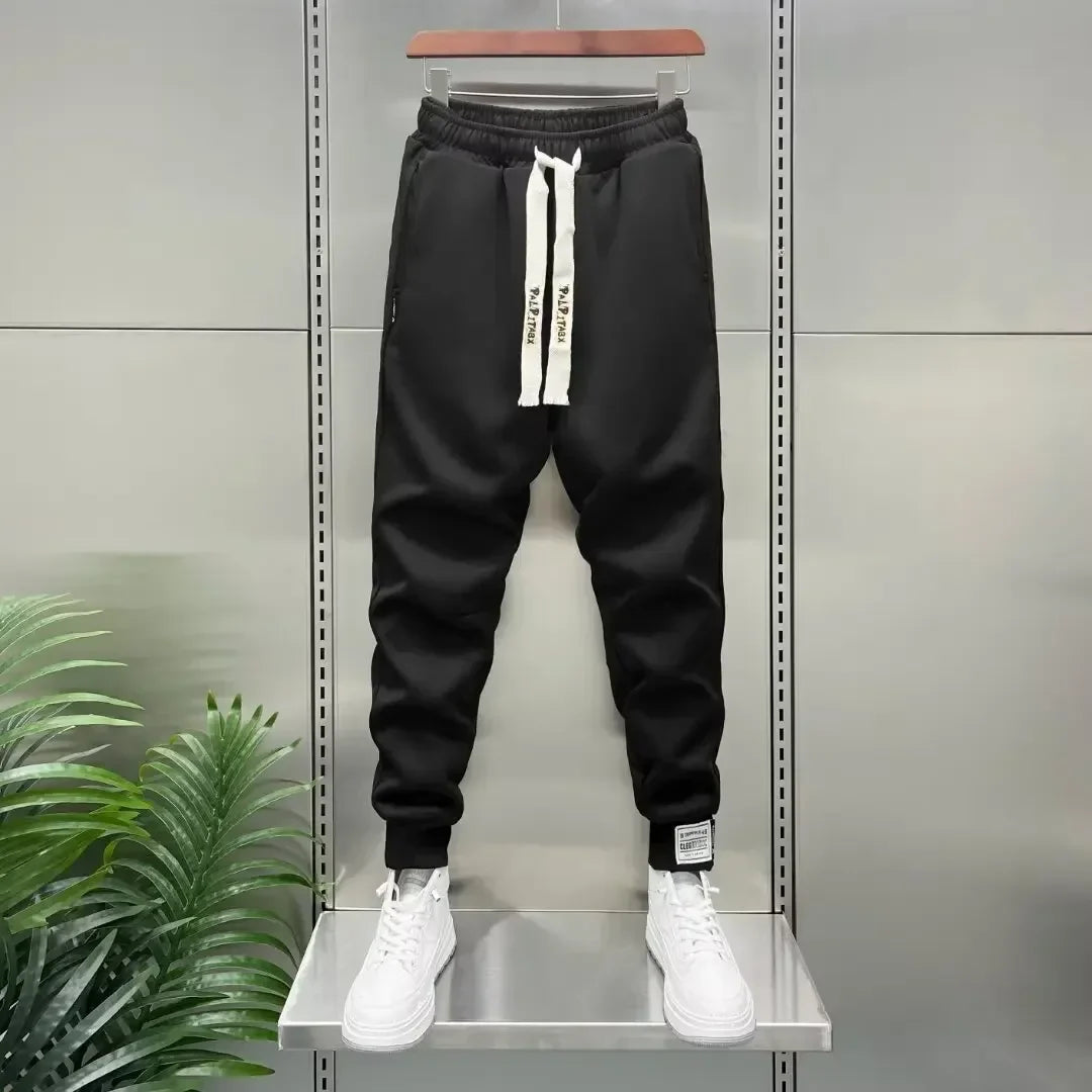 Alwyn | Comfort Pants with Details