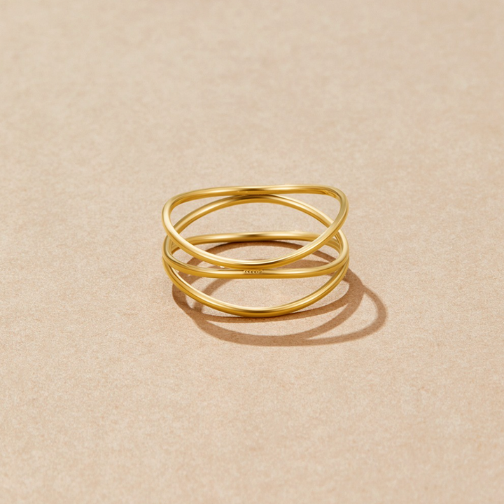 Infinity Loop – Gold Statement Ring