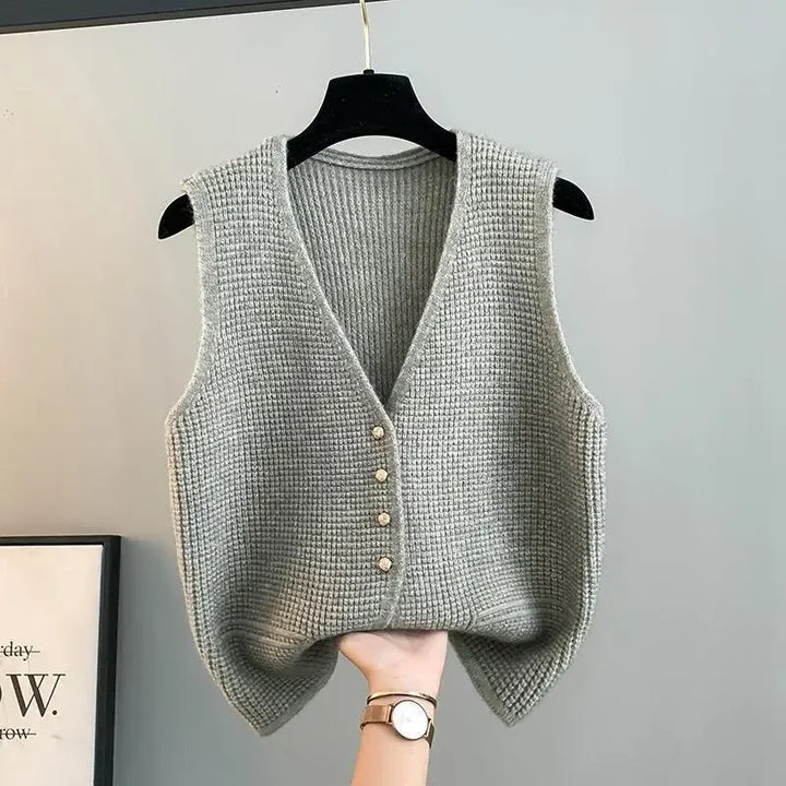 Susy | The Everly Vest