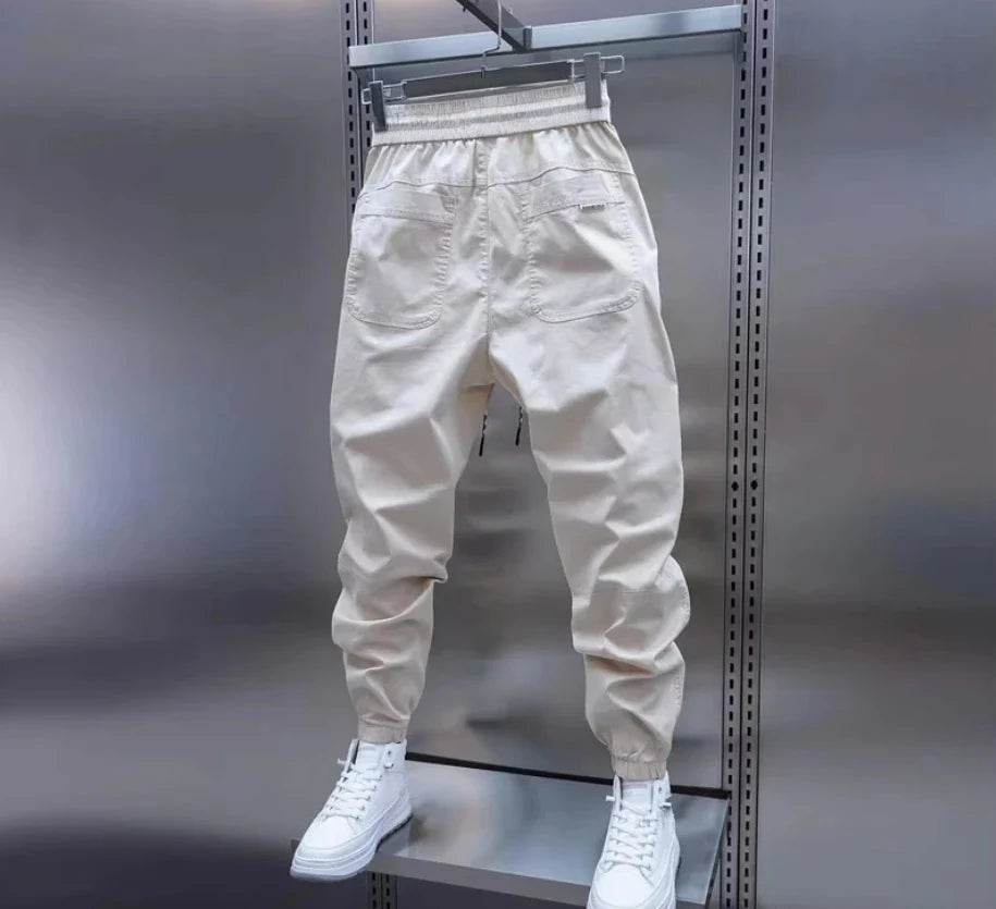 Alwyn | Sporty Pants with Details
