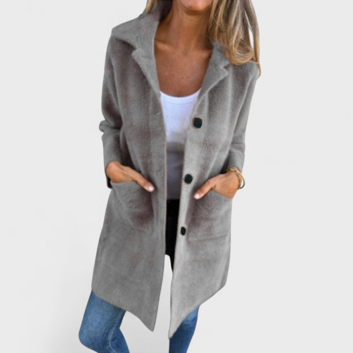 Nerise | Elegant and Durable Coat