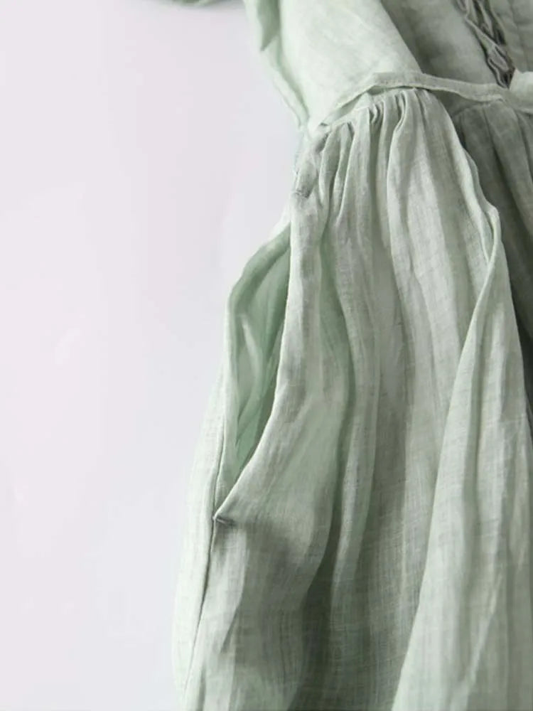 Selene | Retro-Inspired Women’s Dress with Round Neckline and Waist Tie