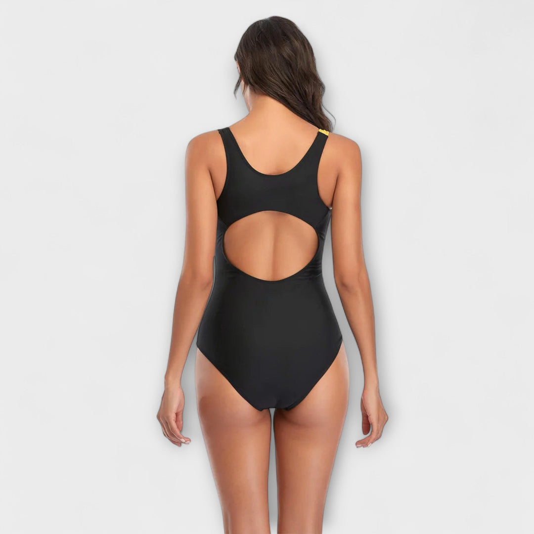 Desiree | Sporty One-Piece Swimsuit with Back Zipper