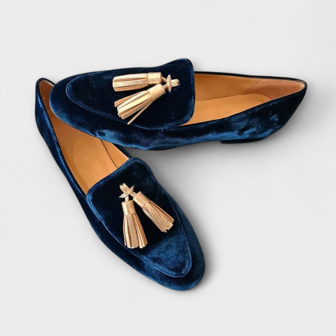 Luciana | Vintage Loafers with Fringe Details