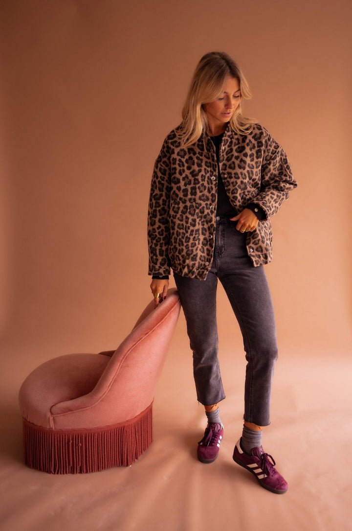 Zara | Trendy Jacket with Leopard Print
