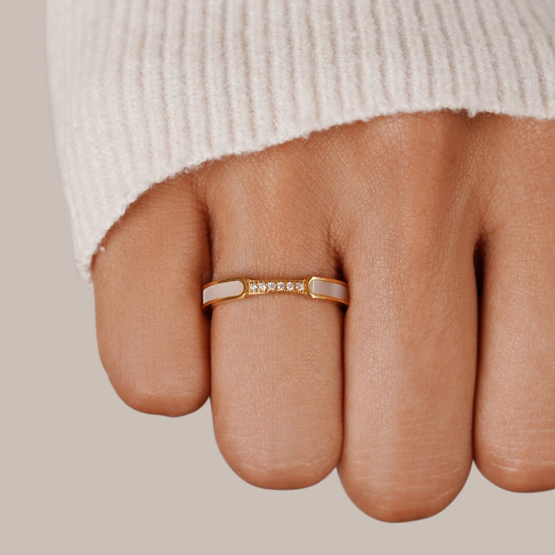 Eterna - Pearl & Crystal Ring