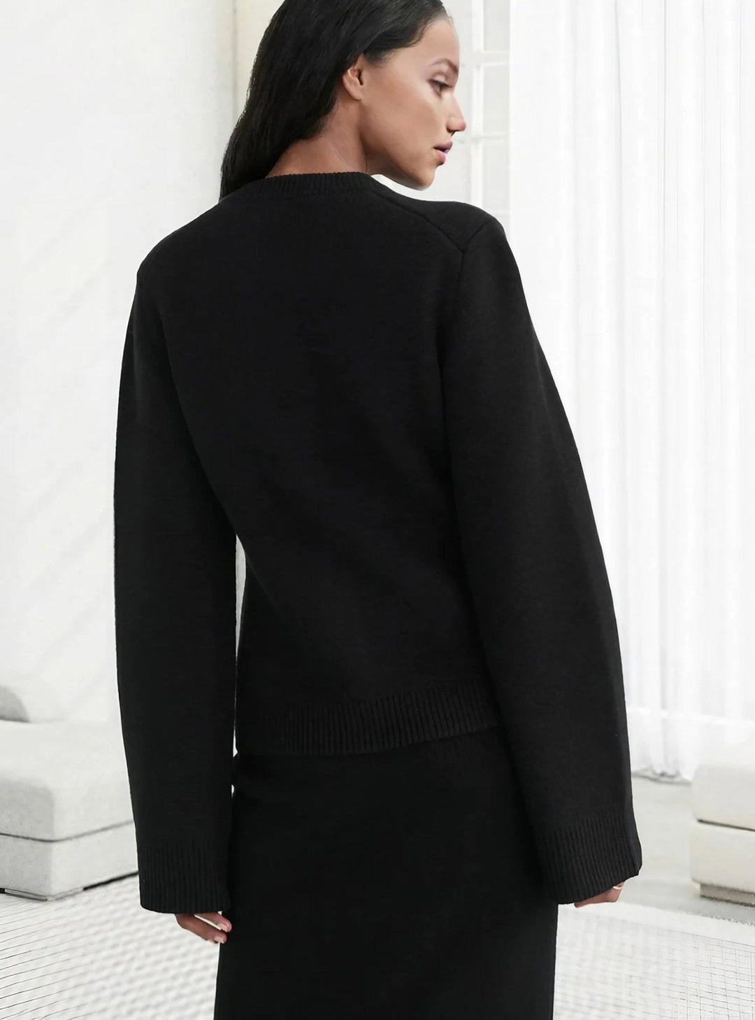 Isabella | Button-Up Cardigan with Elegant Cut