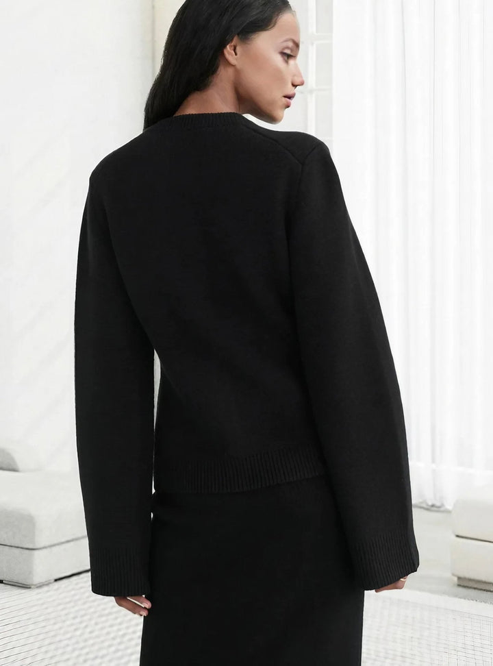 Isabella | Button-Up Cardigan with Elegant Cut