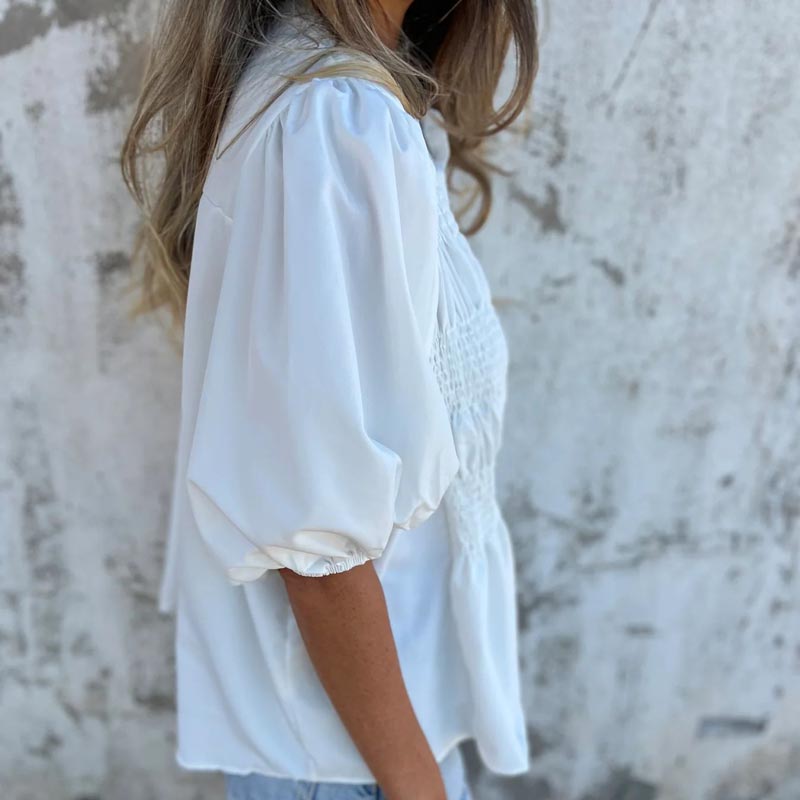 Isola | Breezy Ibiza-Inspired Blouse